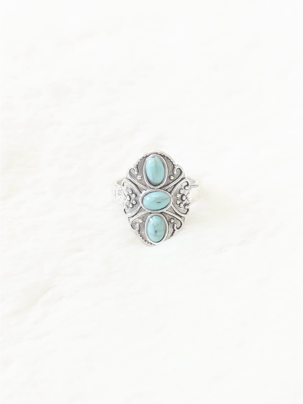 5/$15 🩷 MUST BUNDLE Silver Turquoise Triple Stone Ring - Women Jewelry